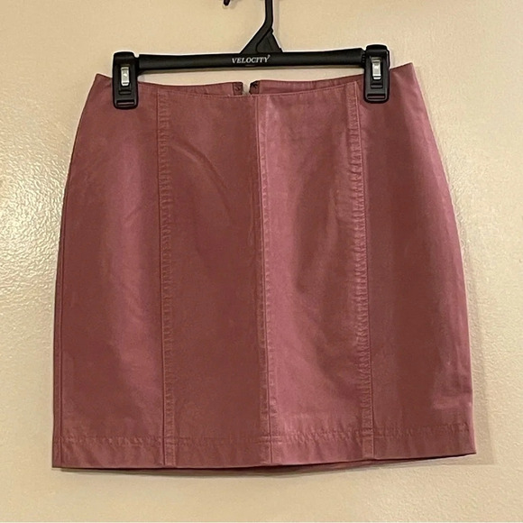 FREE PEOPLE Modern Femme Vegan Suede Mini Skirt in Pressed Flowers - Picture 5 of 12